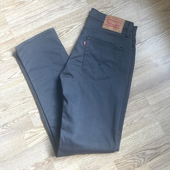 Men’s Levi’s 511 gray jeans size 32x32 - like new condition - Picture 1 of 4